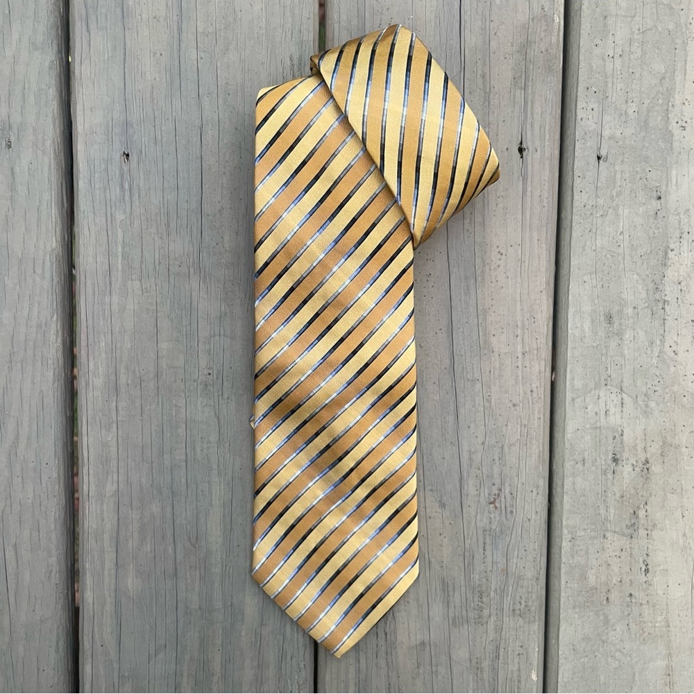 Bespoke yellow gold striped silk tie made in Italy